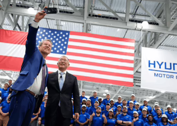 Grand opening of the hyundai plant in georgia. Hyundai motor group metaplant america celebrates grand opening, powering u. S. Economic growth (from left) brian kemp, governor of georgia; and euisun chung, executive chair of hyundai motor group